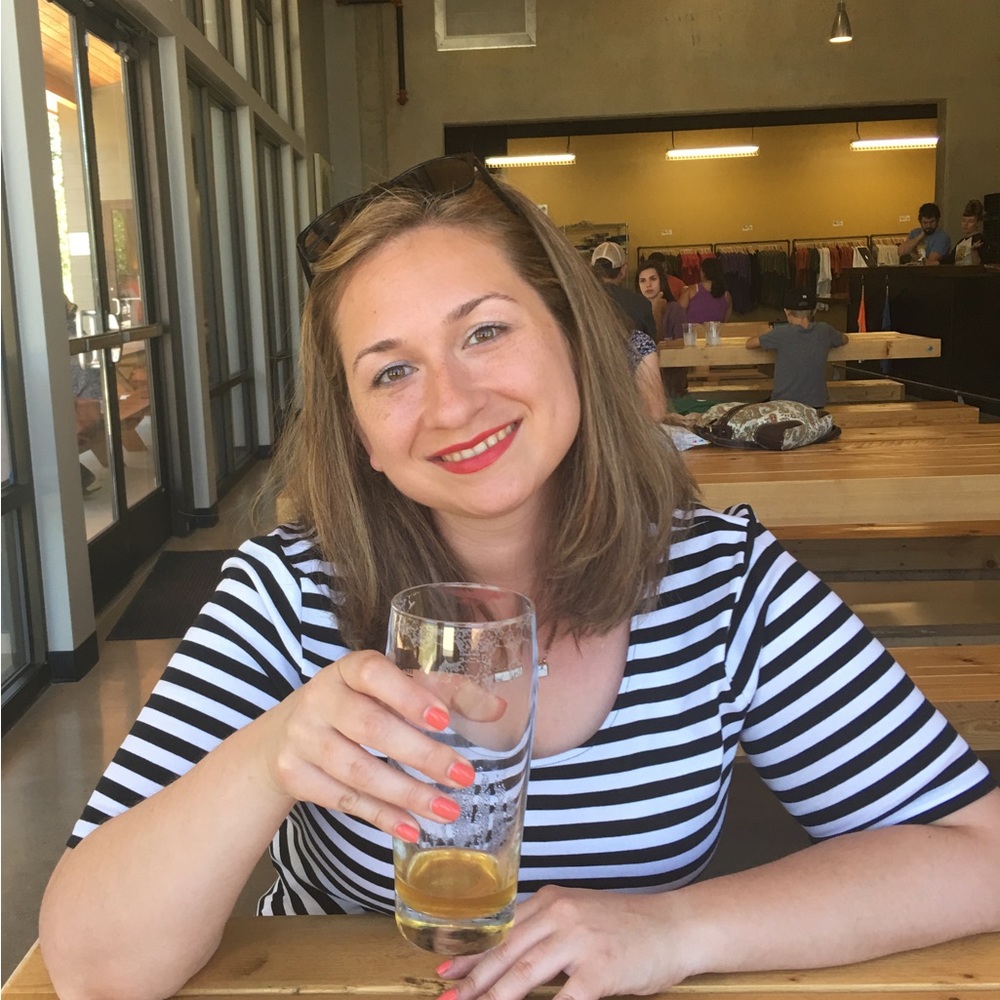 Meet your Posher, Laura